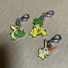 ポケモンセンター トウホク★ピカチュウ ビクティニ ツタージャ メタルチャーム