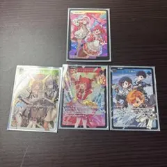 アニメキャラクター トレーディングカード 4枚セット