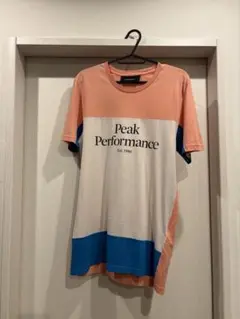 Peak Performance Tシャツ Sサイズ