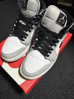 Nike Air Jordan 1 ホワイト/グレー/ブラック/お値下げ⭕️
