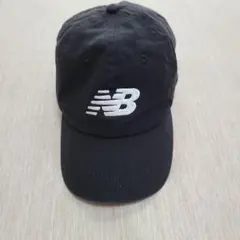 New Balance ベースボールキャップ 黒のサムネイル