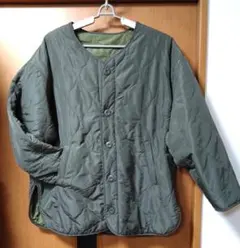 tiptop リバーシブルノーカラーキルティングブルゾン Lサイズ カーキ系