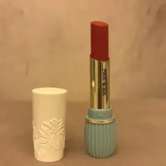 ポールアンドジョー リップのサムネイル