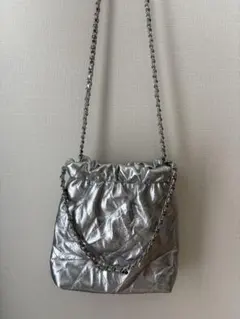 シルバー キルティングショルダーバッグ