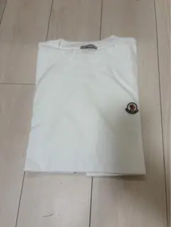 モンクレール　Tシャツ　Mサイズ