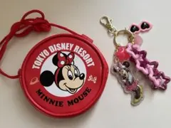 Disney ミニー ポーチ フラット チャーム・ストラップ ピアスセット 