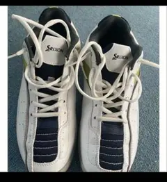 テニスシューズ 28