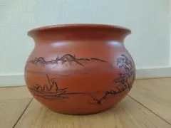 朱泥の陶器火鉢美品常滑焼メダカ鉢山の風景彫刻