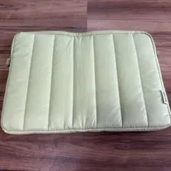 ライトグリーン キルティング ノートPCケース