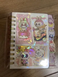 LABUBUの小さめのノート