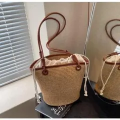 かごバッグ バケツ型 ショルダーバッグ ナチュラル　ベージュ　夏 ストローバック