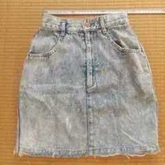 Item thumbnail for item 98bdab03-6e58-406b-be72-c5d7ed2665d9