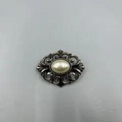 241ヴィンテージ風パールブローチ