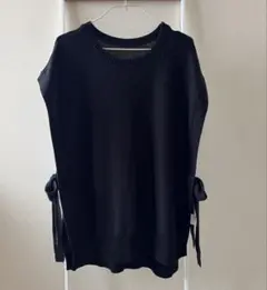 サイドリボンニットベスト　ブラック