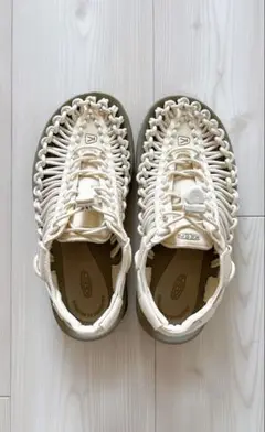 2025年最新】keen uneek 白の人気アイテム - メルカリ