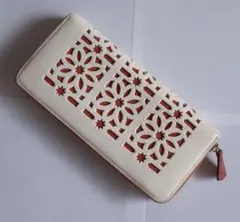 genten【web限定カラー】カットワークラウンド長財布