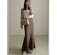 新品未使用✨ バックスリットマーメイドスカート