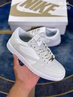Nike ホワイト スニーカー 36-46