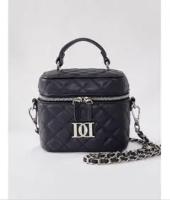 ダーリッチdarich バニティバッグ　黒　シルバー シルバーパーツ】キルティングスクエアミニバッグ – Darich