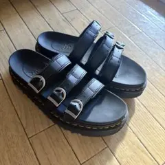 Dr. Martens ダブルストラップ サンダル ブラック - メルカリ