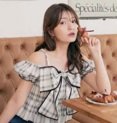 MAJESTIC LEGON チェーン付きビックリボンブラウス