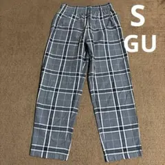 美品 メンズ　GU グレー系チェック チノパン Sサイズ イージーパンツのサムネイル