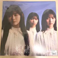 櫻坂46 オンラインくじ レコード風タオル 二期生 - メルカリ