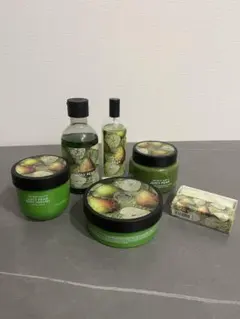 【完売品】THE BODY SHOP PE(香り：ペア、洋梨) ほぼ未使用セット THE BODY SHOP PE(香り：ペア、洋梨) ほぼ未使用セット - メルカリ