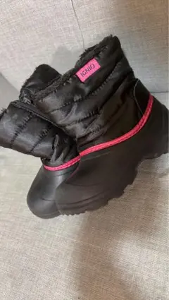 Item thumbnail for item 8d68e08c-c2e0-41ee-a7e2-14416426737c