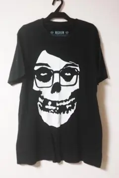UNCANNY CLOTHING