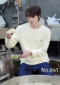 【ジン】No.641     写真　L版　ジン　JIN　ソクジン　BTS