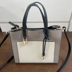 MARC JACOBS レザーショルダーバッグ