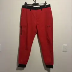 オークリー　パンツ　赤　ゴルフ　メンズ