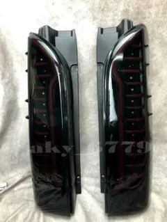 新品トヨタハイエース ファイバーLED シーケンシャル オープニング