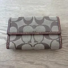 COACH 三つ折り財布