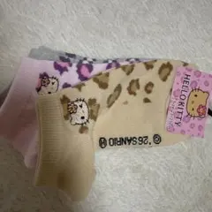 ハローキティ ヒョウ柄ソックス 3足セットのサムネイル