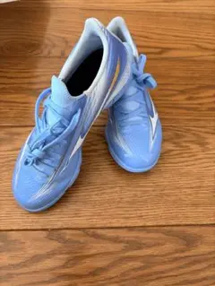 MIZUNO ALPHA サッカートレーニングシューズ　ライトブルー22.0cmのサムネイル