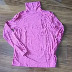 ピンクストライプ ハイネックシャツ