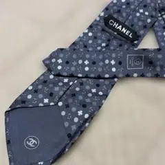 シャネル　ネクタイ