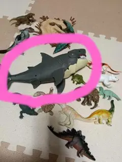 【サメのみ】シータカ様　恐竜と海の生物フィギュアセット