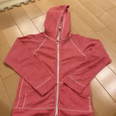 ラッシュガード パーカー