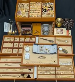 アクセサリー まとめ ネックレス イヤリング 等 遺品整理 ジュエリーBOX付