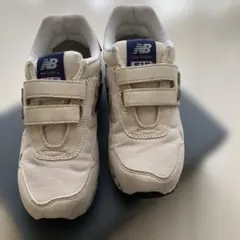 美品New Balance ベージュ スニーカー20㎝