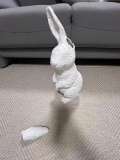 フランフラン　花模様のホワイトウサギ置物