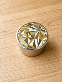 GUERLAIN メテオリット ビーユ フェイスパウダーのサムネイル