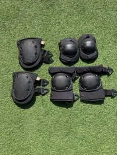 ALTA TACTICAL エルボーパッド＆膝パッドセット ALTA TACTICAL エルボーパッド＆膝パッドセット - メルカリ