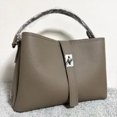 ゆきめ様専用！新品未使用BARCOS シュリンクレザー ハンドバッグ 通勤 通学