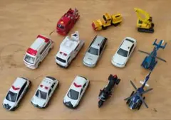 ミニカーセット 13台 救急車・パトカー・消防車など
