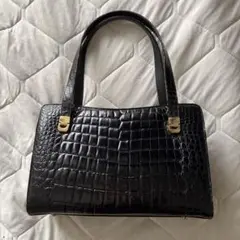 黒 クロコダイル ハンドバッグ