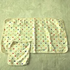 水玉模様 おむつ替えマット・シート&巾着セット